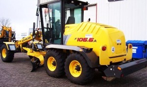 Autogreder-OK-New-Holland-F-1061